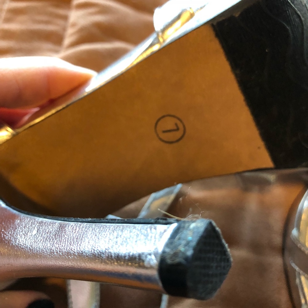 Sandals - Picture 3 of 3